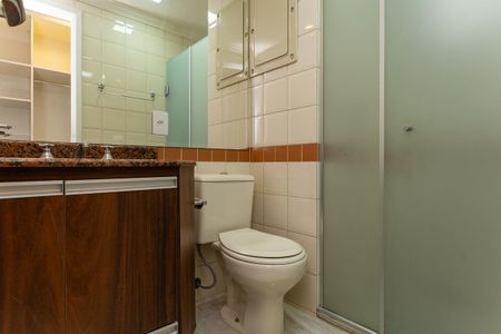 Apartamento para alugar com 67m², 2 quartos e 1 vaga Apartamento para alugar com 67m², 2 quartos e 1 vagaBanheiro do quarto 2 Suíte