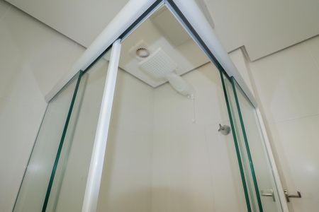 Banheiro de apartamento para alugar com 1 quarto, 26m² em Vila Pauliceia, São Paulo