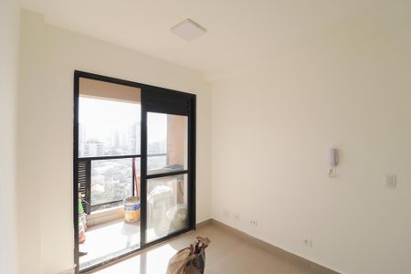 Sala/Cozinha/Área de Serviço de apartamento para alugar com 1 quarto, 26m² em Vila Pauliceia, São Paulo