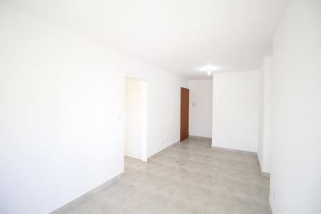 Apartamento à venda com 80m², 3 quartos e sem vagaSala