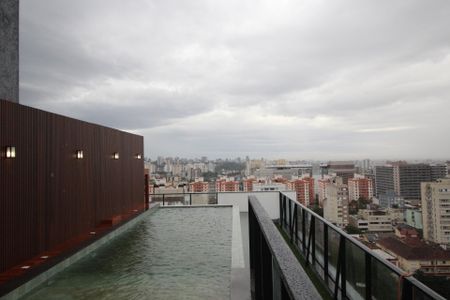 Área comum - Piscina de kitnet/studio para alugar com 0 quarto, 30m² em Cristo Redentor, Porto Alegre