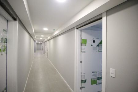 Studio para alugar com 30m², 0 quarto e 1 vagaCorredor