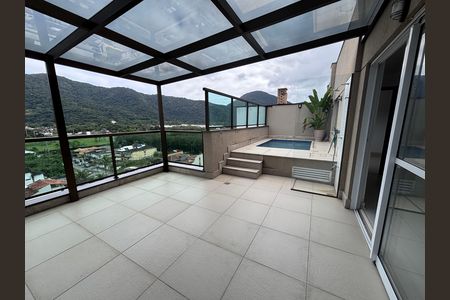 Apartamento à venda com 144m², 4 quartos e 2 vagas Apartamento à venda com 144m², 4 quartos e 2 vagasCobertura