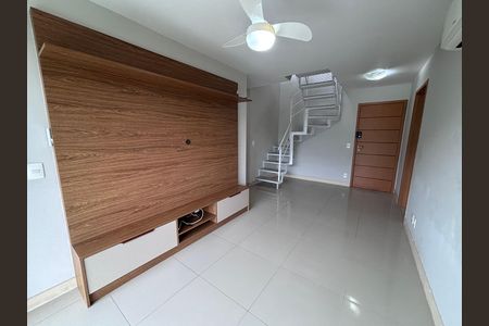 Apartamento à venda com 144m², 4 quartos e 2 vagas Apartamento à venda com 144m², 4 quartos e 2 vagasSala