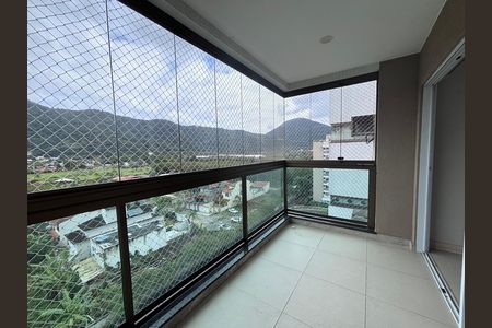 Apartamento à venda com 144m², 4 quartos e 2 vagas Apartamento à venda com 144m², 4 quartos e 2 vagasVaranda