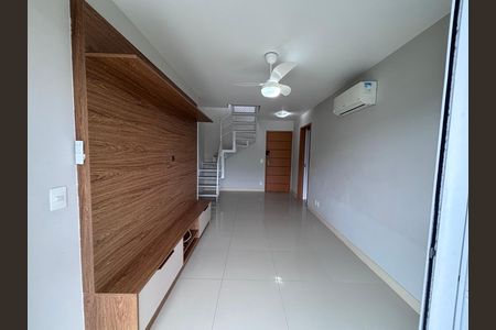 Apartamento à venda com 144m², 4 quartos e 2 vagas Apartamento à venda com 144m², 4 quartos e 2 vagasSala