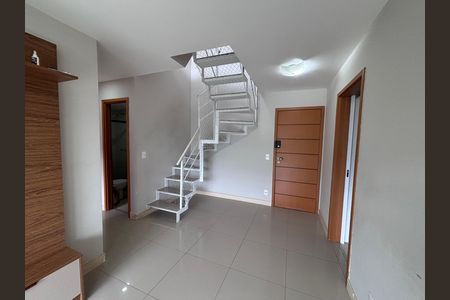 Apartamento à venda com 144m², 4 quartos e 2 vagas Apartamento à venda com 144m², 4 quartos e 2 vagasSala