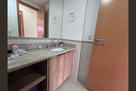 Apartamento à venda com 144m², 4 quartos e 2 vagas Apartamento à venda com 144m², 4 quartos e 2 vagasBanheiro
