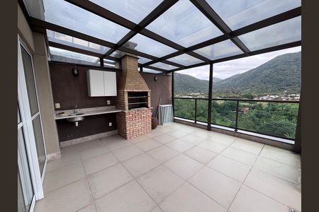Apartamento à venda com 144m², 4 quartos e 2 vagas Apartamento à venda com 144m², 4 quartos e 2 vagasCobertura