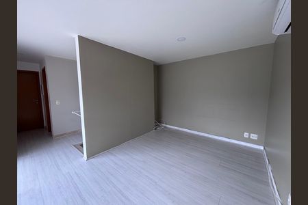 Apartamento à venda com 144m², 4 quartos e 2 vagas Apartamento à venda com 144m², 4 quartos e 2 vagasSala 2
