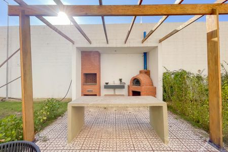 Apartamento para alugar com 42m², 2 quartos e sem vaga Apartamento para alugar com 42m², 2 quartos e sem vagaÁrea comum - Churrasqueira
