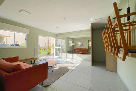 Apartamento para alugar com 42m², 2 quartos e sem vaga Apartamento para alugar com 42m², 2 quartos e sem vagaÁrea comum - Salão de festas