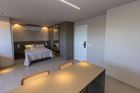 Cozinha de kitnet/studio para alugar com 1 quarto, 43m² em Vale do Sereno, Nova Lima