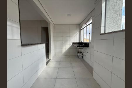 Cozinha de apartamento para alugar com 3 quartos, 107m² em Jaqueline, Belo Horizonte