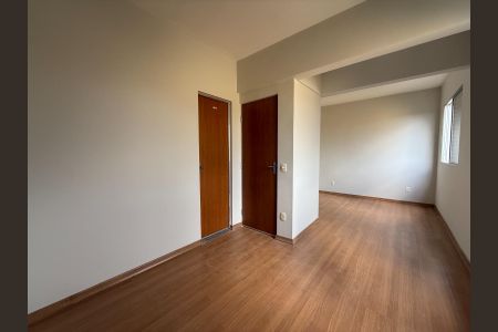 Apartamento para alugar com 107m², 3 quartos e 2 vagas Apartamento para alugar com 107m², 3 quartos e 2 vagasQuarto