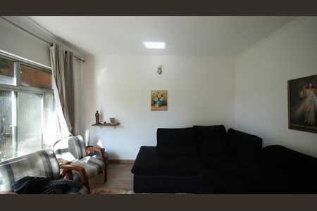Sala de casa para alugar com 3 quartos, 240m² em Vila Alice, Santo André