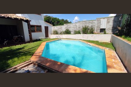 Casa à venda com 316m², 3 quartos e 4 vagas Casa à venda com 316m², 3 quartos e 4 vagasLazer