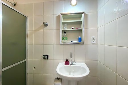 Apartamento à venda com 280m², 4 quartos e 1 vaga Apartamento à venda com 280m², 4 quartos e 1 vagaBanheiro de serviço