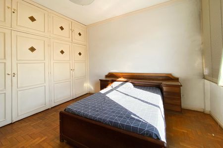 Apartamento à venda com 280m², 4 quartos e 1 vaga Apartamento à venda com 280m², 4 quartos e 1 vagaSuite