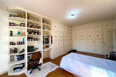 Apartamento à venda com 280m², 4 quartos e 1 vaga Apartamento à venda com 280m², 4 quartos e 1 vagaQuarto 3