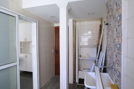 Apartamento à venda com 90m², 3 quartos e 2 vagasÁrea de Serviço