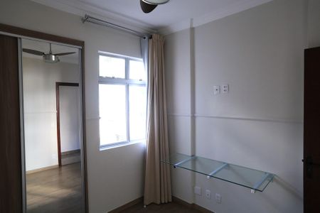 Apartamento à venda com 90m², 3 quartos e 2 vagasQuarto