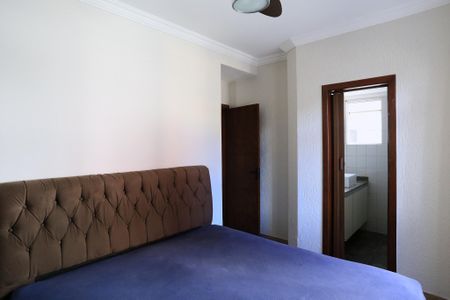 Apartamento à venda com 90m², 3 quartos e 2 vagasSuíte