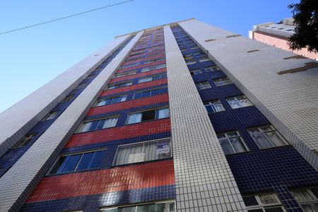 Apartamento à venda com 90m², 3 quartos e 2 vagasFachada