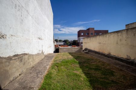 Casa para alugar com 48m², 1 quarto e 2 vagas Casa para alugar com 48m², 1 quarto e 2 vagasQuintal