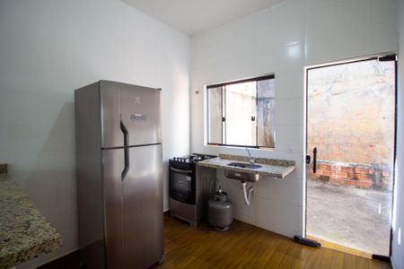 Casa para alugar com 48m², 1 quarto e 2 vagas Casa para alugar com 48m², 1 quarto e 2 vagasCozinha