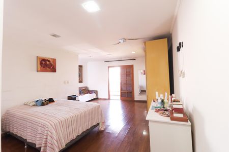 Casa à venda com 3 quartos, 126m² em Vila Maria Alta, São Paulo