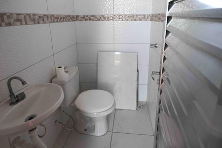 Casa à venda com 330m², 5 quartos e 2 vagas Casa à venda com 330m², 5 quartos e 2 vagasBanheiro do terraço