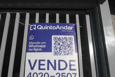 Casa à venda com 330m², 5 quartos e 2 vagas Casa à venda com 330m², 5 quartos e 2 vagasPlaca