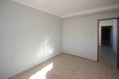 Casa à venda com 330m², 5 quartos e 2 vagas Casa à venda com 330m², 5 quartos e 2 vagasQuarto casa 02