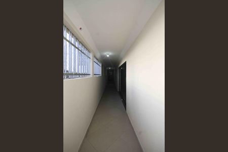 Casa à venda com 330m², 5 quartos e 2 vagas Casa à venda com 330m², 5 quartos e 2 vagasCorredor