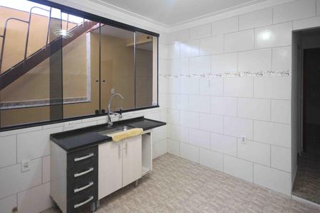 Casa à venda com 330m², 5 quartos e 2 vagas Casa à venda com 330m², 5 quartos e 2 vagasCozinha