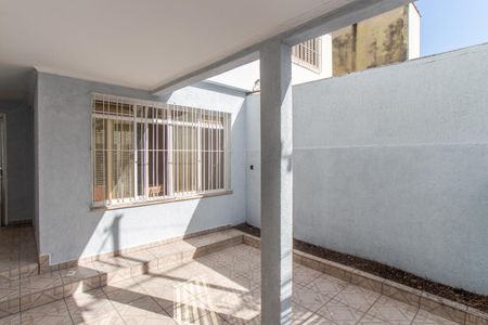 Garagem de casa para alugar com 2 quartos, 180m² em Vila Gustavo, São Paulo