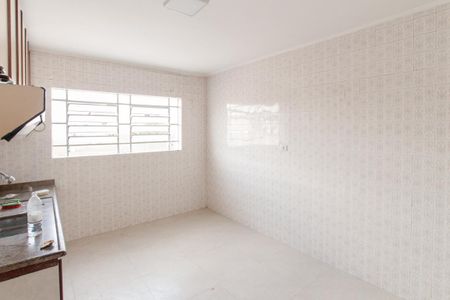 Cozinha de casa para alugar com 2 quartos, 180m² em Vila Gustavo, São Paulo