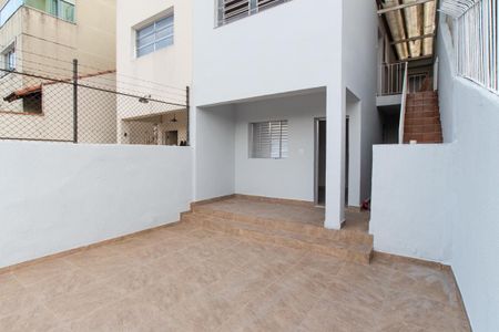 Área de Serviço de casa para alugar com 2 quartos, 180m² em Vila Gustavo, São Paulo