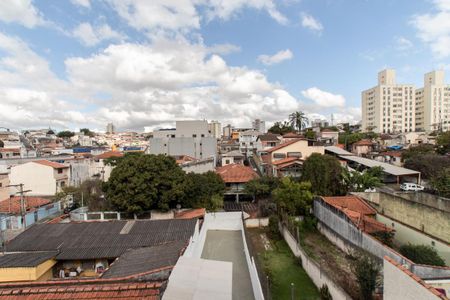 Quarto 2 - Vista de casa para alugar com 2 quartos, 180m² em Vila Gustavo, São Paulo