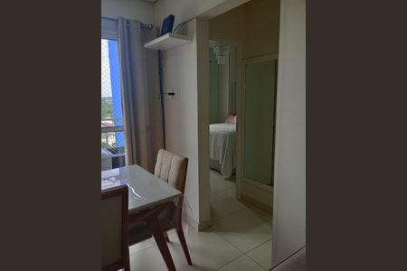 Sala de apartamento à venda com 2 quartos, 50m² em Dos Ortizes, Valinhos