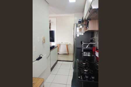 Cozinha de apartamento à venda com 2 quartos, 50m² em Dos Ortizes, Valinhos