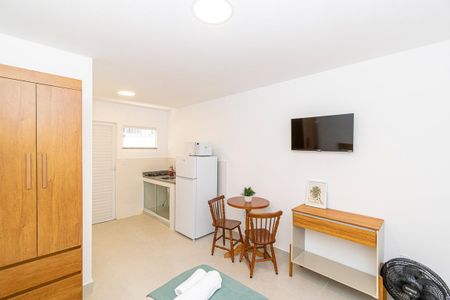 Studio de casa para alugar com 1 quarto, 22m² em Penha, Rio de Janeiro