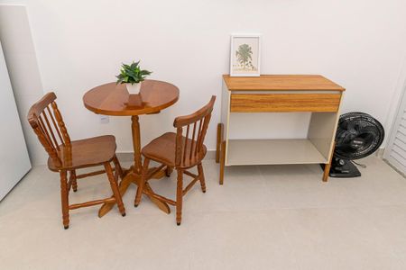 Casa para alugar com 22m², 1 quarto e sem vaga Casa para alugar com 22m², 1 quarto e sem vagaStudio