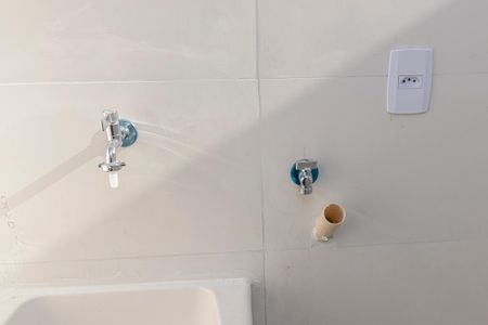 Área de Serviço de casa para alugar com 1 quarto, 22m² em Penha, Rio de Janeiro