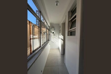 Área de serviço de apartamento à venda com 3 quartos, 93m² em Bom Fim, Porto Alegre