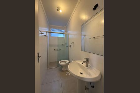 Banheiro de apartamento à venda com 3 quartos, 93m² em Bom Fim, Porto Alegre