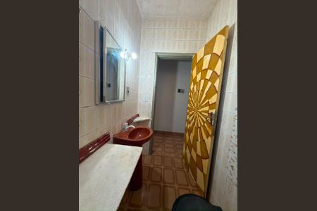 Casa para alugar com 100m², 3 quartos e 1 vaga Casa para alugar com 100m², 3 quartos e 1 vagaBanheiro
