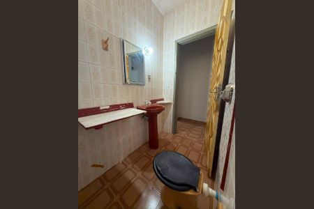 Casa para alugar com 100m², 3 quartos e 1 vaga Casa para alugar com 100m², 3 quartos e 1 vagaBanheiro