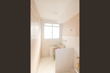 Apartamento para alugar com 45m², 2 quartos e 1 vaga Apartamento para alugar com 45m², 2 quartos e 1 vagaCozinha e Área de Serviço
